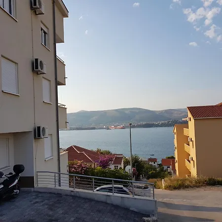 Tihana Trogir