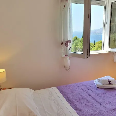 Apartment Tihana *