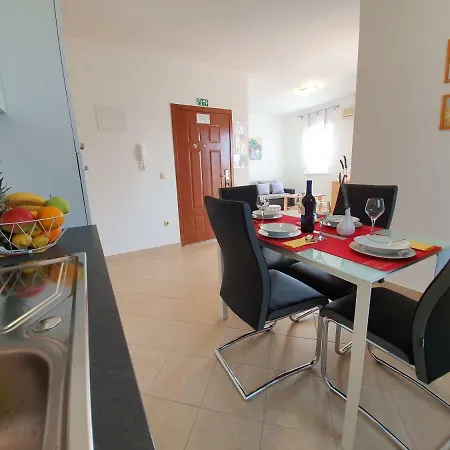 Tihana Apartment *