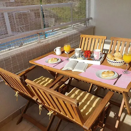 Tihana Apartment *